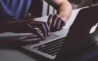 -RB莱比锡遭遇惨败，沙尔克04击溃对手揽3分，沙尔克04莱比锡红牛