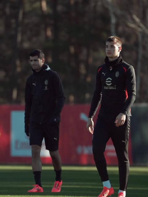 九游体育网页版登录入口-关于AC米兰客场不敌罗马，遭遇颓势的信息