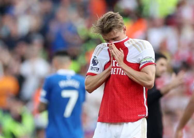 包含里昂球员因伤缺席下一场比赛的词条 包含里昂球员因伤缺席下一场比赛的词条