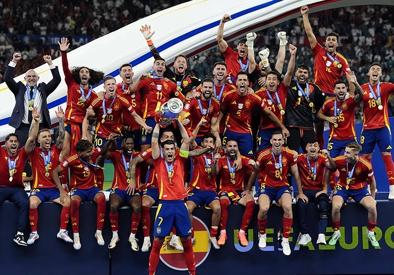 九游体育网页版入口-AC米兰胜列维亚托尼宣布退役阶段已至