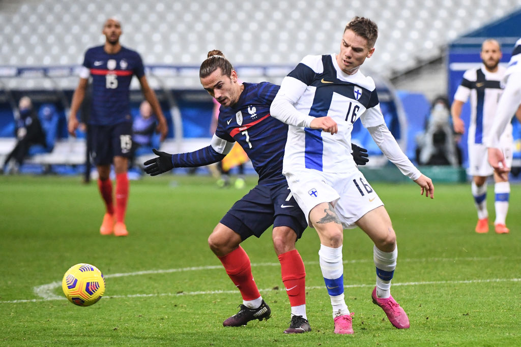 九游体育-包含法国惨败芬兰，小组出线前景堪忧的词条