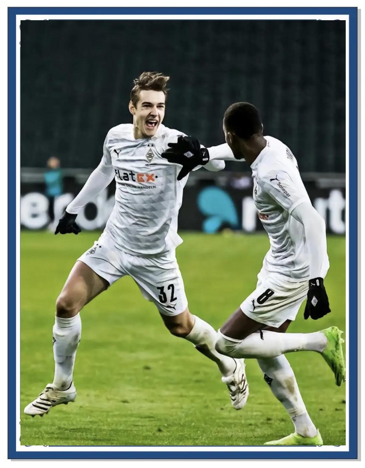 美因茨客场逆袭,爆冷战胜对手 美因茨客场逆袭,爆冷战胜对手