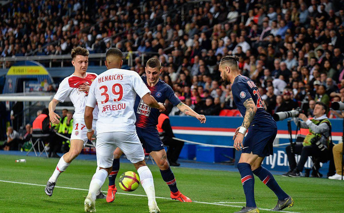 波尔多客场三球大胜南特,表现出色 波尔多客场三球大胜南特,表现出色