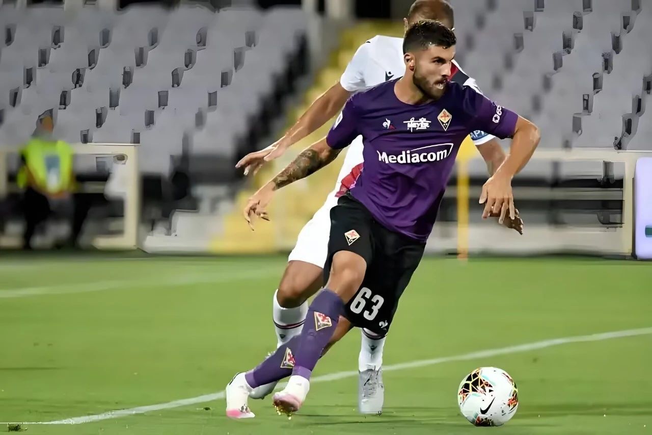 九游体育app-包含意甲球队佛罗伦萨集训备战期待新赛季表现的词条