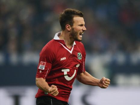 汉诺威客场逆转，反超对手争取积分